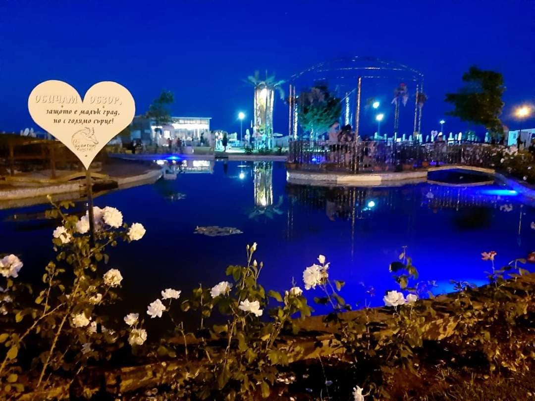 אובזור Студио Водолей מראה חיצוני תמונה